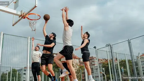 马刺新星文班亚马肩部患血栓，赛季恐休战，季后赛前景堪忧